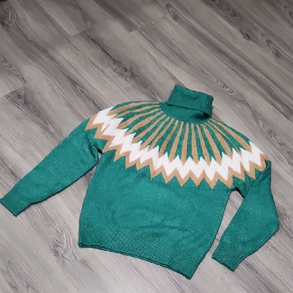 143  Story Green Chevron Fair Isle Turtleneck Sweater